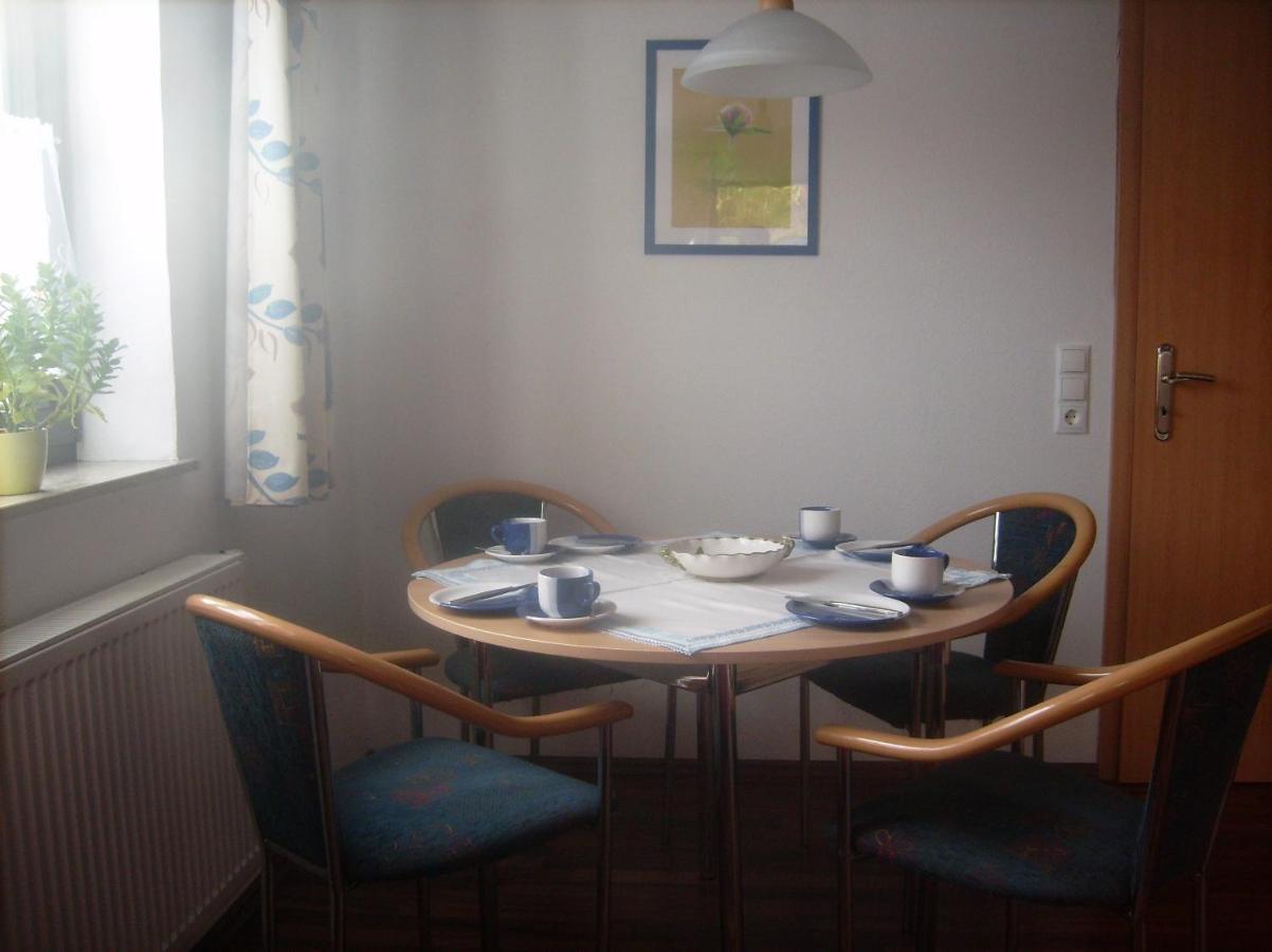 Ferienwohnung Schaefer Waldbreitbach Ngoại thất bức ảnh
